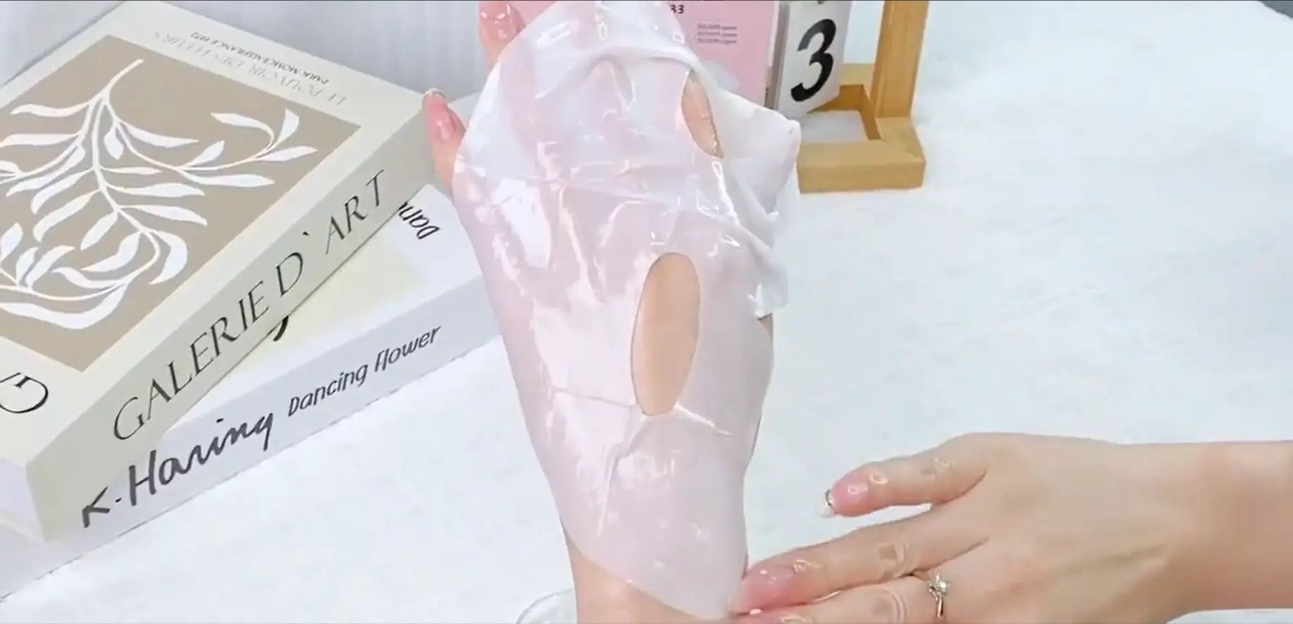 V-Line Beauty Deep Hydrating Hydrogel